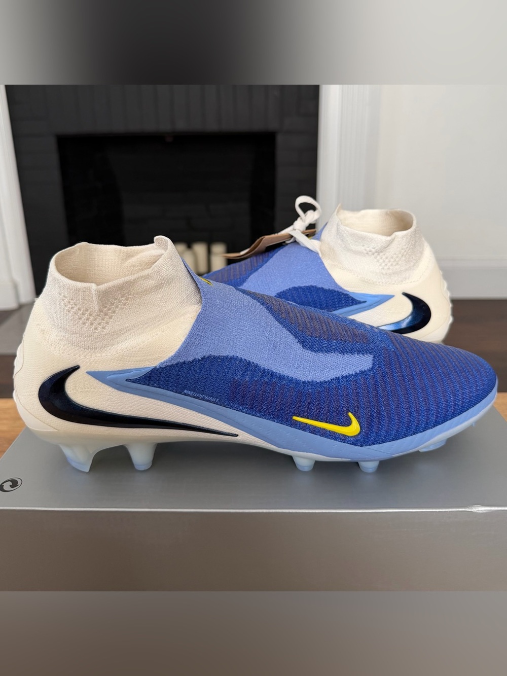 Nike Phantom 6 High Elite FG Soccer Cleats - Size 12.5 - HQ2328-400
